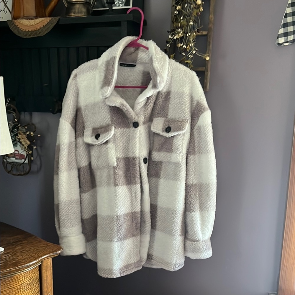 Plaid Fleece Jacket - Gray and White